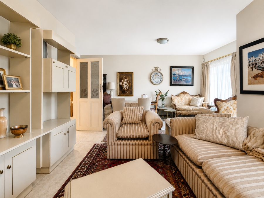 3 Bedroom Property for Sale in Wynberg Upper Western Cape